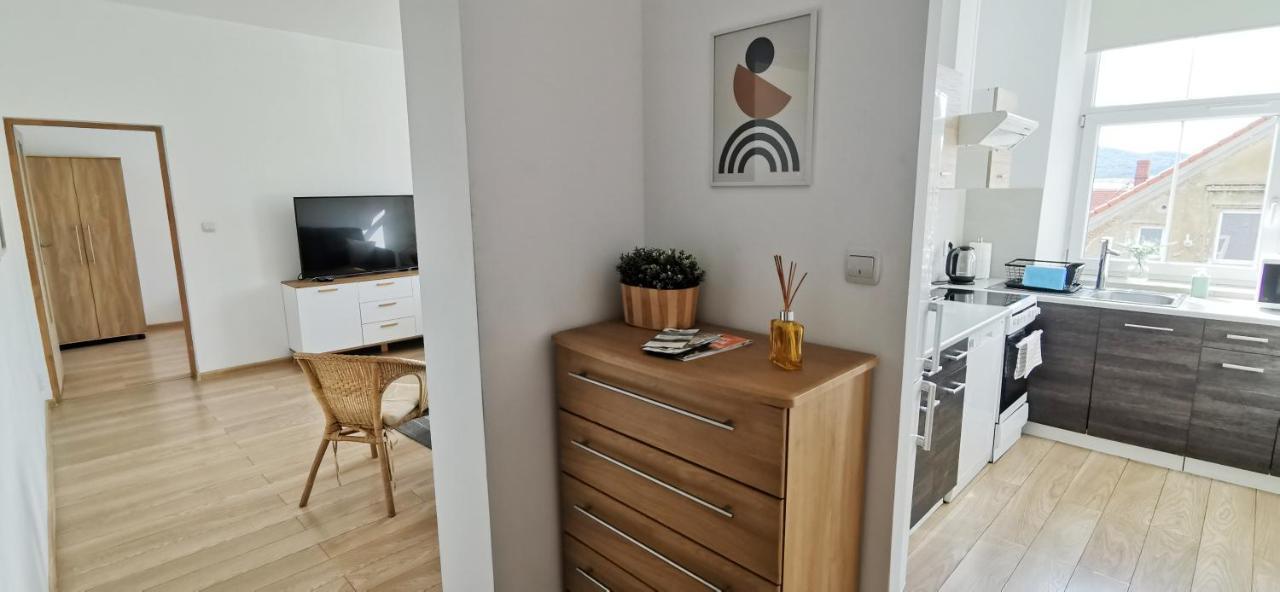 Słoneczny apartament blisko jeziora i gór Bielawa  Zewnętrze zdjęcie
